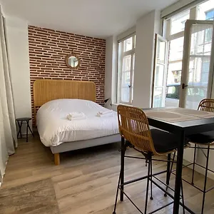 nestor-studio-renove-vieux-esplanade.lillehotels.org/